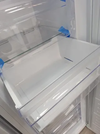 Congelatore verticale ICECOOL