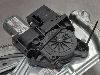 ELEVALUNAS DELANTERO DERECHO RENAULT MEGANE III S