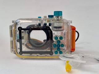 Cámara Canon PowerShot S95 + Carcasa buceo WP DC38