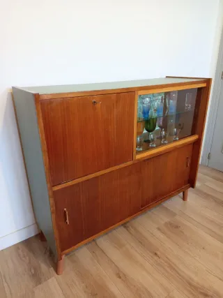 VITRINA BAR VINTAGE.