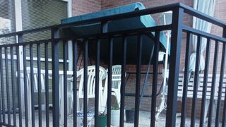 Balanza de jardín o terraza metálico