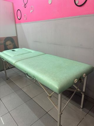 Camilla de masaje plegable en buen estado