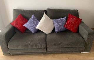Sofá extensible gris oscuro