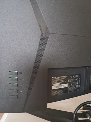 Monitor Curvo Gaming MSI