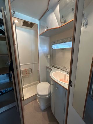 autocaravana capuchina 2004