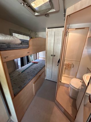 autocaravana capuchina 2004