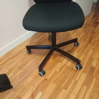 Silla de escritorio negra