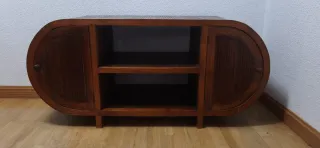 Tavolo basso in teak per TV ovale da 120x56x45cm