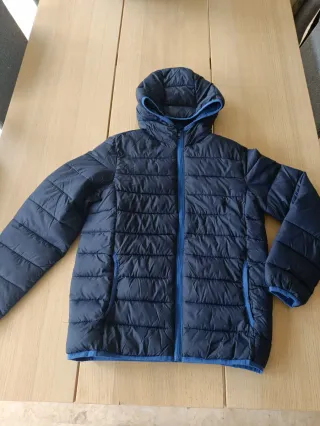 Chaqueta niño azul con capucha