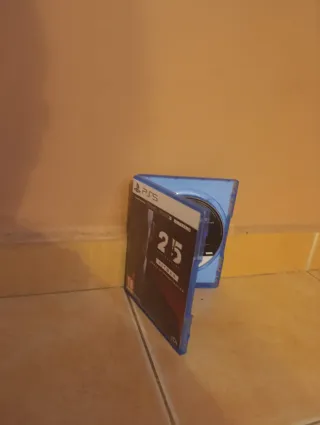 PS5 Slim con 2 juegos y mando