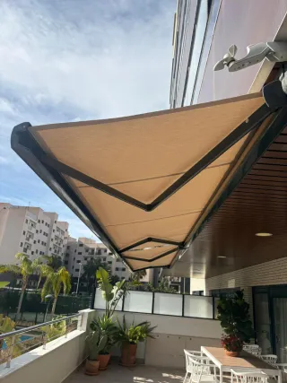2 Toldo Automático con Mando Beige/Gris