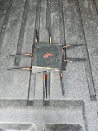 Router Asus GT-AC5300 No tiene el cable