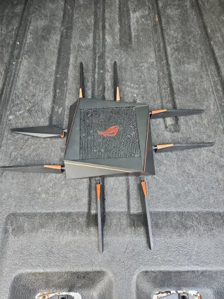 Router Asus GT-AC5300 No tiene el cable