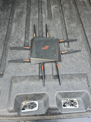 Router Asus GT-AC5300 No tiene el cable