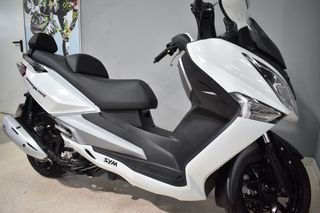 SYM Joymax 125cc Scooter Automática