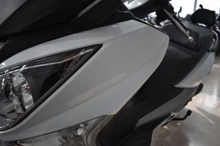 SYM Joymax 125cc Scooter Automática