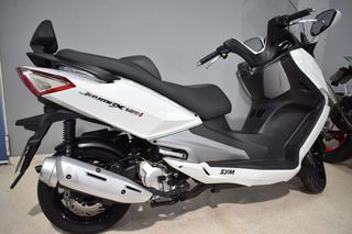 SYM Joymax 125cc Scooter Automática