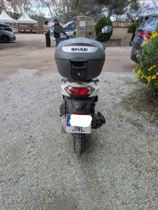 Peugeot Tweet 125cc Blanca