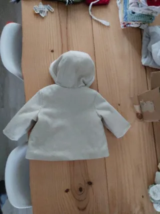Abrigo bebé unisex T.9 meses beige