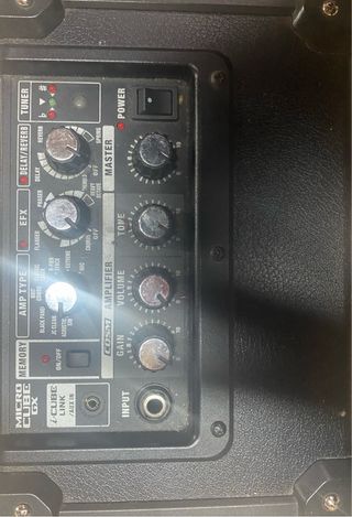 Amplificador Roland micro cube