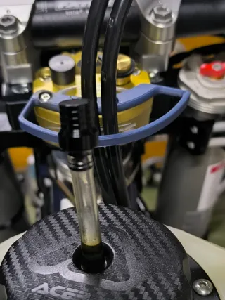 Guía cables amortiguador Scotts