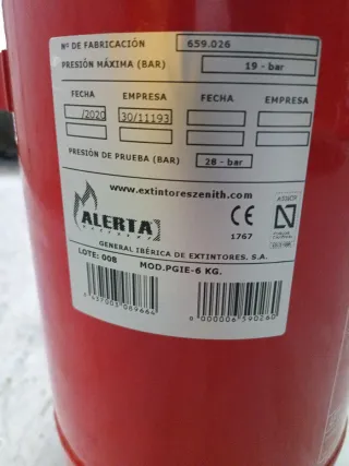 5 Extintores CO2 5Kg y 10 de Polvo ABC 6kg