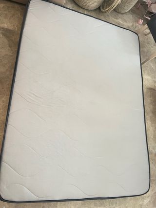 Colchon de 1,50x2,00 usado siempre con funda