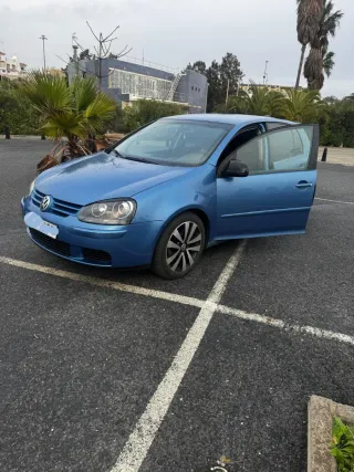 Volkswagen Golf 2004