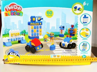 Play-Doh Bloques Estación de Policía 60 Piezas