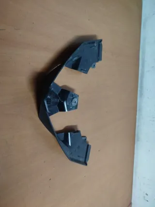 Embellecedor Faro Yamaha Xmax 400 (2014-16)