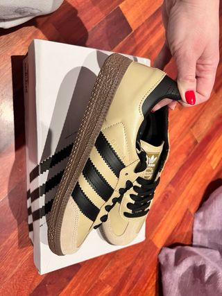 Adidas Samba Mujer Beige/Negro