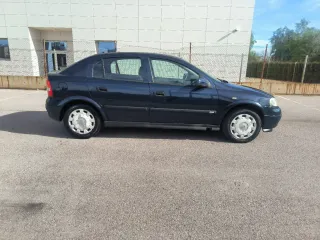 Opel Astra 2004