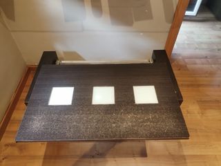 Mesa auxiliar salón madera y cristal