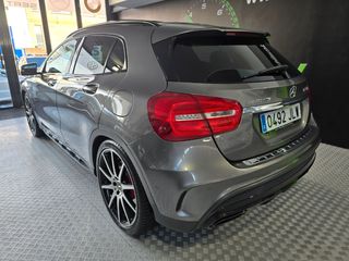 MERCEDES-BENZ Clase GLA MercedesAMG GLA 45 4MATIC