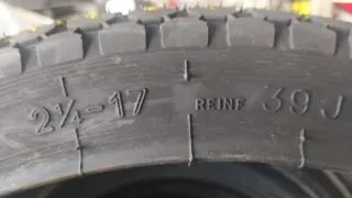 2 NEUMÁTICOS NUEVOS 2 1/4 17 39J MITAS