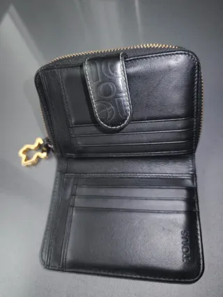 Billetera Tous Negra con Logo Repetido