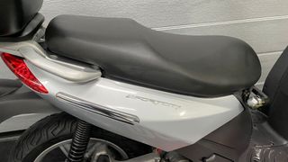 Aprilia Sportcity 125 Plata