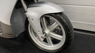 Aprilia Sportcity 125 Plata