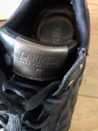 Zapatilla mujer negra