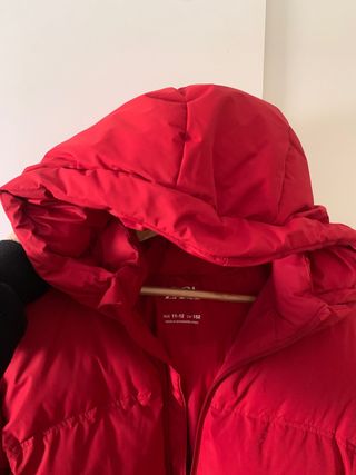 Chaqueta de invierno roja - Zara
