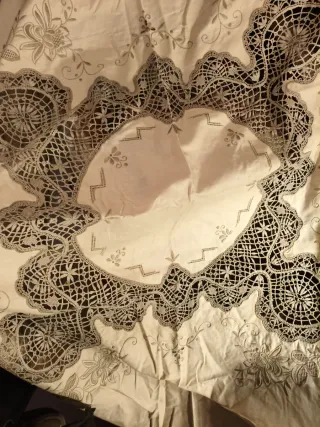 Mantel Vintage Madeira Bordado