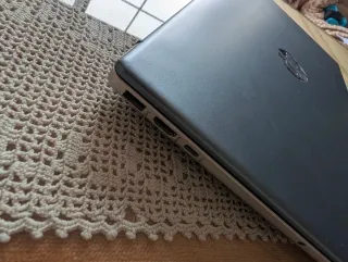 Portátil HP Ryzen 7. 32GB RAM. 1TB SSD Nuevo