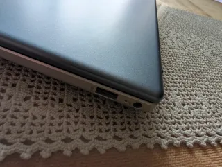 Portátil HP Ryzen 7. 32GB RAM. 1TB SSD Nuevo