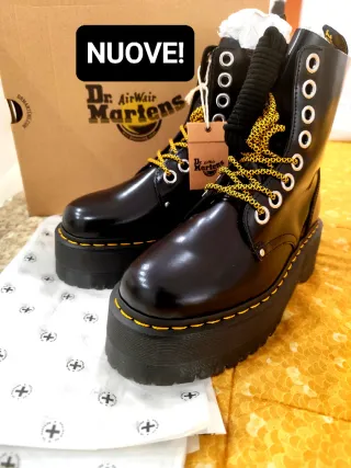 Nuove Dr. Martens Jadon max Black
