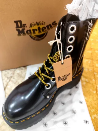 Nuove Dr. Martens Jadon max Black