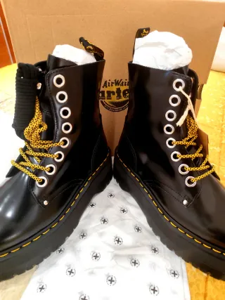 Nuove Dr. Martens Jadon max Black