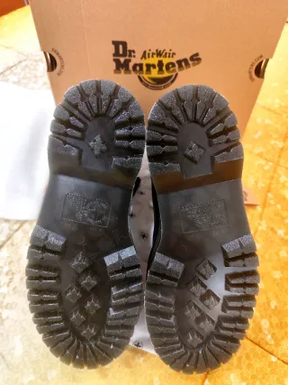 Nuove Dr. Martens Jadon max Black