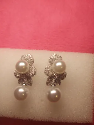 Pendientes fiesta perlas color plata brillante