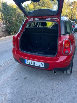 MINI Countryman COOPER D . Automatico