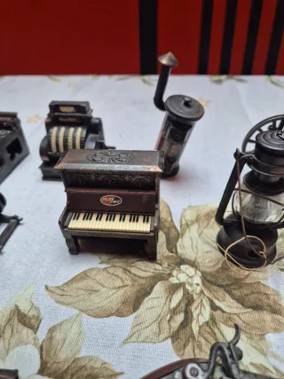 Sacapuntas Colección y 3 Adornos